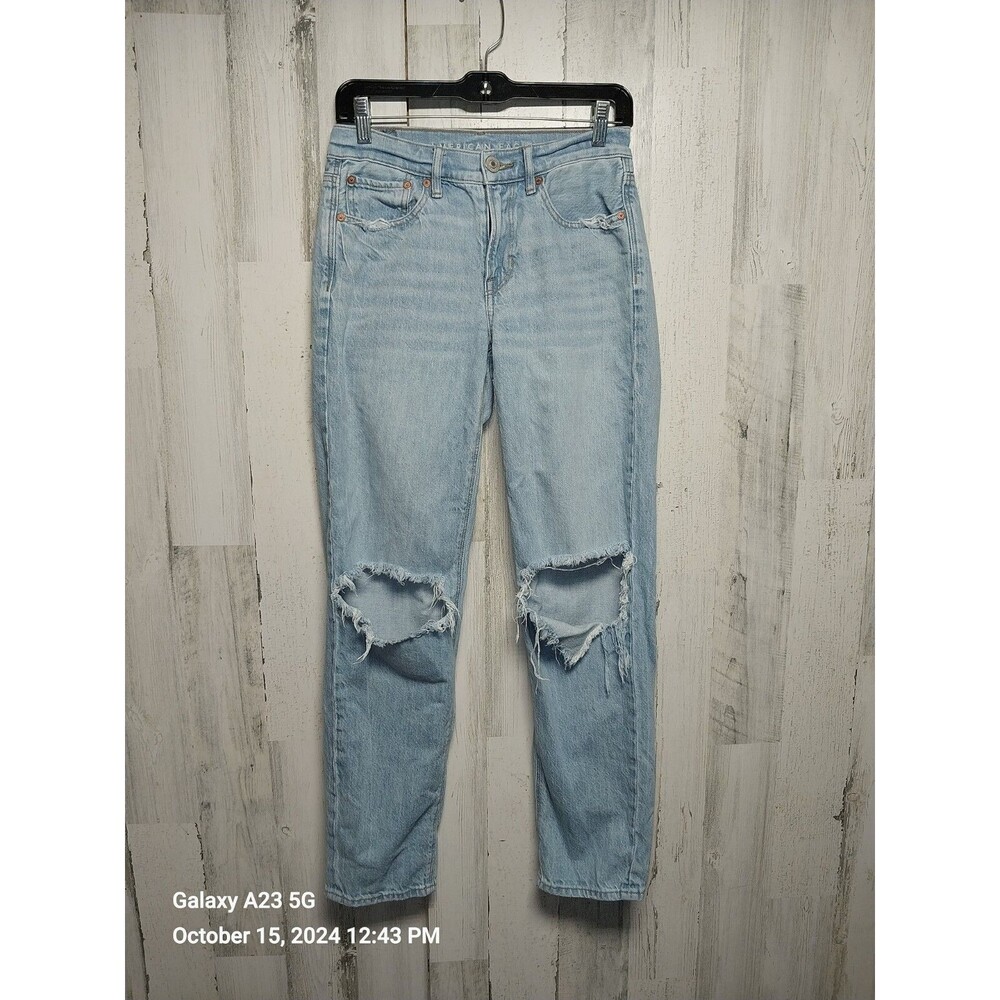 American Eagle Women Size 2 Blue 90s Straight Distressed Light Wash Stretch Jean